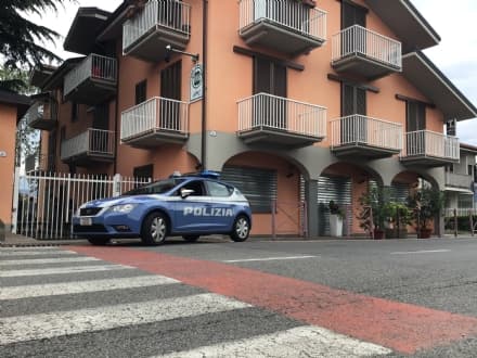 TABACCAIO UCCIDE LADRO A PAVONE CANAVESE - VITTIMA COLPITA AL PETTO - FOTO E VIDEO