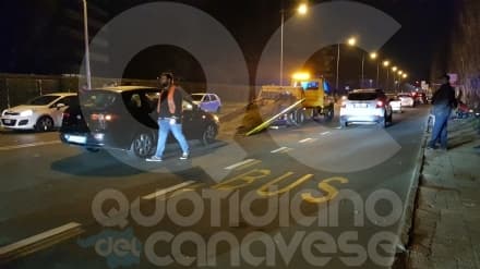 IVREA - Auto travolge pedoni in via Jervis: quattro feriti di cui due gravi - FOTO E VIDEO