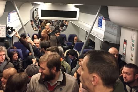 CANAVESANA - Disagi infiniti: ritardi, treni freddi e pendolari come sardine