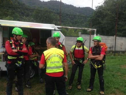 LOCANA - Il fiuto dell'unità cinofila fondamentale per salvare il disperso in montagna - FOTO