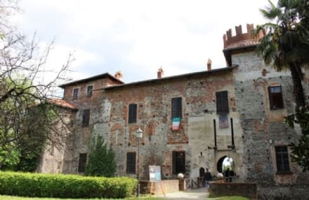 RIVAROLO CANAVESE - Un bar nelle scuderie del castello Malgrà