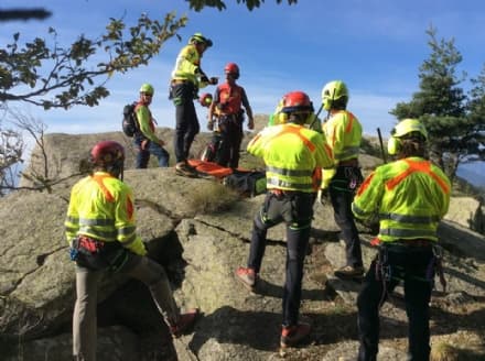 LOCANA - Escursionista disperso in montagna: partono le ricerche di soccorso alpino e vigili del fuoco