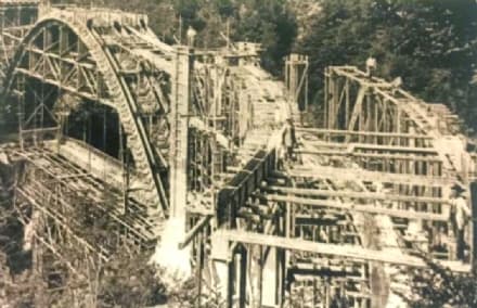 PONTE PRETI - Il ponte a rischio crollo. Bozzello: «La soluzione c'è già»