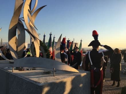 VOLPIANO - Un concerto ricorda i carabinieri morti con l'elicottero