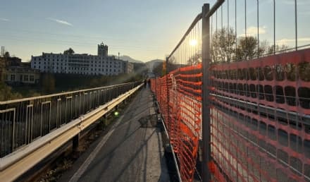 CUORGNE' - Il ponte sull'Orco chiude fino al 25 marzo per i lavori alla nuova passerella pedonale