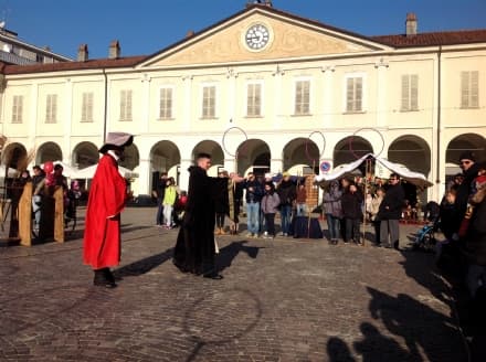 IVREA - Il Natale si accende con il villaggio di Harry Potter - FOTO