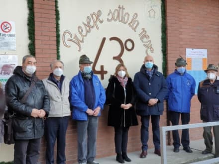 CIRIE' - Taglio del nastro per il Presepe sotto la neve - FOTO