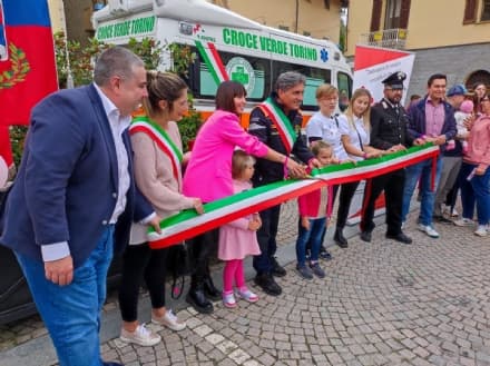 ROCCA CANAVESE - Grande successo per la Camminata in rosa: raccolti 1450 euro per la Lilt - FOTO