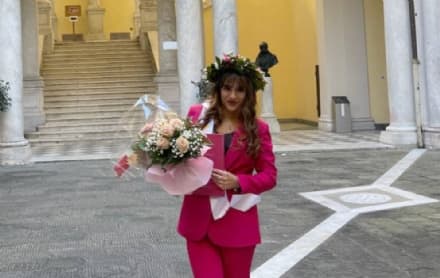 CASELLE - Discute la tesi in autostrada: una laurea da «brividi» per la brava Elisa Santacroce - FOTO