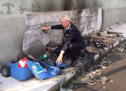 MAPPANO - Vandali in azione danno fuoco ai bidoni dell'immondizia