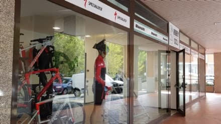 RIVAROLO CANAVESE - I ladri tornano a colpire: svaligiato il negozio «Hobby Cicli»