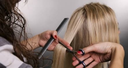 CANAVESE - «No a chi lavora in nero»: il sindaco di Cuorgnè si schiera al fianco di estetiste e parrucchieri