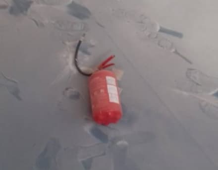 IVREA - Partita di basket rinviata: qualche idiota ha devastato la palestra - FOTO