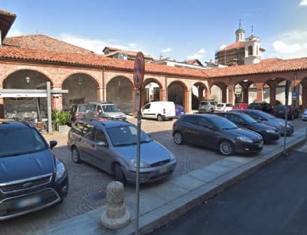 RIVAROLO - Via le auto da piazza Litisetto: arriva la «mini Ztl»
