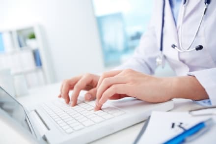 Come effettuare la prenotazione online di una visita medica
