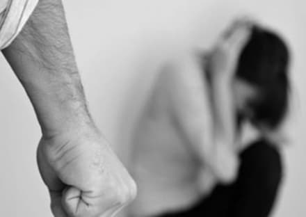 MAPPANO - Mamma coraggio denuncia il marito violento