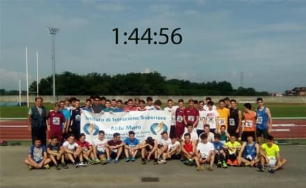 MARATONA - Record mondiale per gli studenti del liceo Aldo Moro di Rivarolo - FOTO