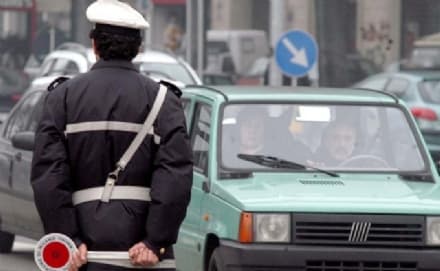 INQUINAMENTO - Semaforo rosso: tornano i blocchi anche per i diesel Euro 5 in 12 comuni