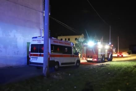 MONTALTO DORA - Incendio in alloggio: richiedente asilo intossicato, ricoverato all'ospedale di Ivrea