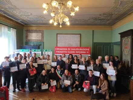 CUORGNE' - Ora la città è «cardioprotetta» con tre nuovi defibrillatori