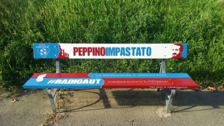 MAPPANO - Una nuova panchina dedicata a Peppino Impastato