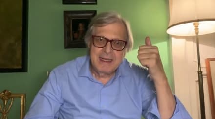 CHIVASSO - Torteria, Vittorio Sgarbi con Rosanna Spatari: «Onore a lei contro polizia, magistrati e prefetti» - VIDEO