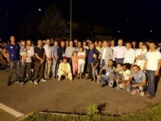 FELETTO - Una colorata cena in piazza «unisce» i canavesani e le comunità musulmane - FOTO