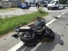 VALPERGA - Schianto sulla 460: motociclista in prognosi riservata. Grave anche il figlio 15enne - FOTO e VIDEO