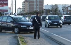 VOLPIANO - Minacce e pedinamenti all'ex moglie con un Gps nell'auto: 37enne di Leini arrestato dai carabinieri