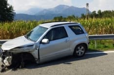 IVREA - Ennesimo incidente sulla Pedemontana alle porte della città: due automobilisti in ospedale - FOTO