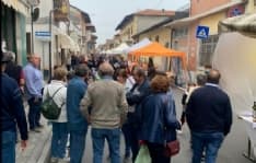 MAZZE' - Tonengo del Canavese: un successo il mercatino di San Francesco - FOTO E VIDEO
