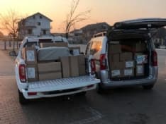 VOLPIANO - Consegnati 42 scatoloni di aiuti per i profughi dall'Ucraina