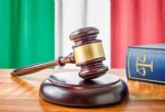 PONT CANAVESE - La questura gli nega il permesso di soggiorno: presenta ricorso al Tar e vince