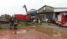 INCIDENTE SUL LAVORO - Operaio 38enne di Leinì folgorato a bordo di un camion: è grave