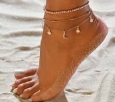 GLAMOUR – La cavigliera, il must have dell’estate