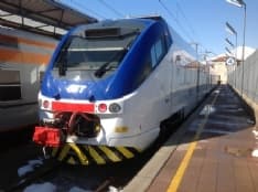 RIVAROLO - Si rompe il tergicristallo: treno bloccato a Volpiano