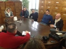 FAVRIA - Tasse troppo alte, sindaco minacciato in Comune