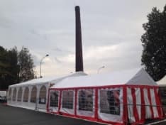 IVREA - In piazza Rondolino inizia la festa de l'Unità