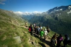 CERESOLE REALE - Anche quest'anno si va «A piedi tra le Nuvole» al colle del Nivolet