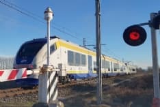 FERROVIA CANAVESANA - Da gennaio 2021 la linea passa a Trenitalia. Chiuderanno le officine Gtt di Rivarolo