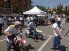 CUORGNE' - Grande successo per la domenica di auto, moto e scout