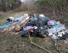 OZEGNA-RIVAROLO - Un'altra discarica abusiva vicino all'Orco - FOTO