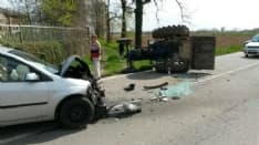 AGLIE' - Scontro auto-trattore: agricoltore ferito in ospedale - FOTO