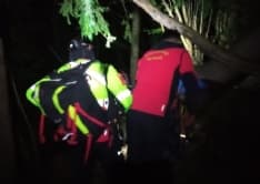 LOCANA - Due fratelli di 10 e 18 anni dispersi nei boschi dopo una passeggiata: salvati dal pronto intervento del soccorso alpino - FOTO