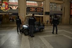 CHIVASSO - Orologi e fotocamere rubati: marocchino denunciato