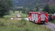 LOCANA - I vigili del fuoco salvano tre mucche rimaste bloccate nella gola del torrente - FOTO