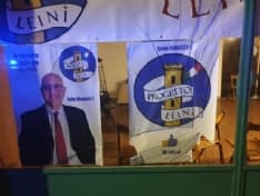 LEINI - In frantumi una vetrata della sede di «Progetto Leini» - FOTO