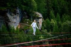 CANAVESE - Il funambolo Andrea Loreni camminerà su Piazza Galimberti a Cuneo