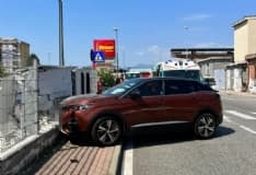 BORGARO - Incidente in via Mazzini: due persone ferite - FOTO