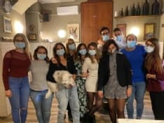 CANAVESE - Usa il proprio bonus Covid per offrire una cena ai colleghi interinali